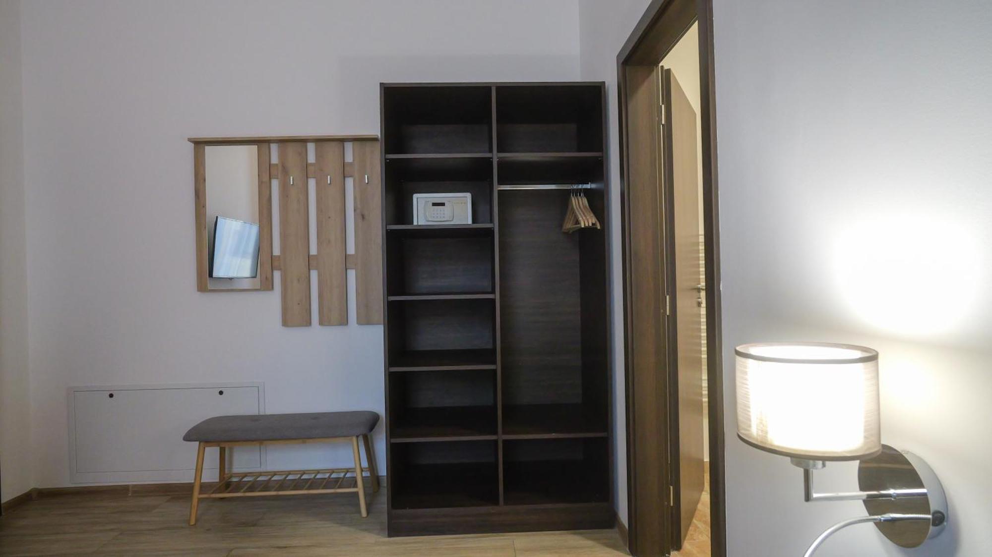 Premium City Centre Bedrooms Prešov Exteriör bild